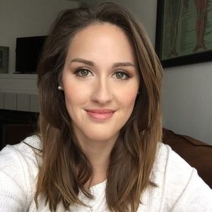 Meet your Posher, Lacey